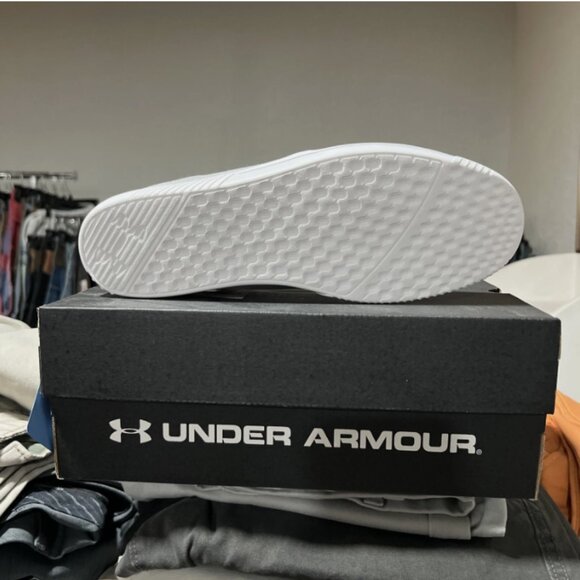 Size 10-Under Armour Street Encounter Gray - Picture 3 of 3